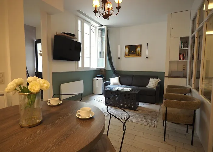 Saint Germain Elegant Chicsuites
